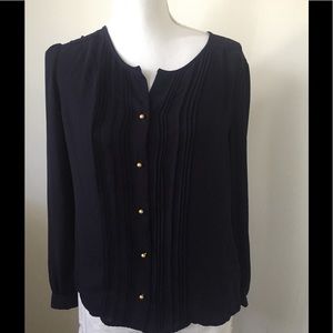 Forever 21 button down top navy size medium ⭐️⭐️⭐️